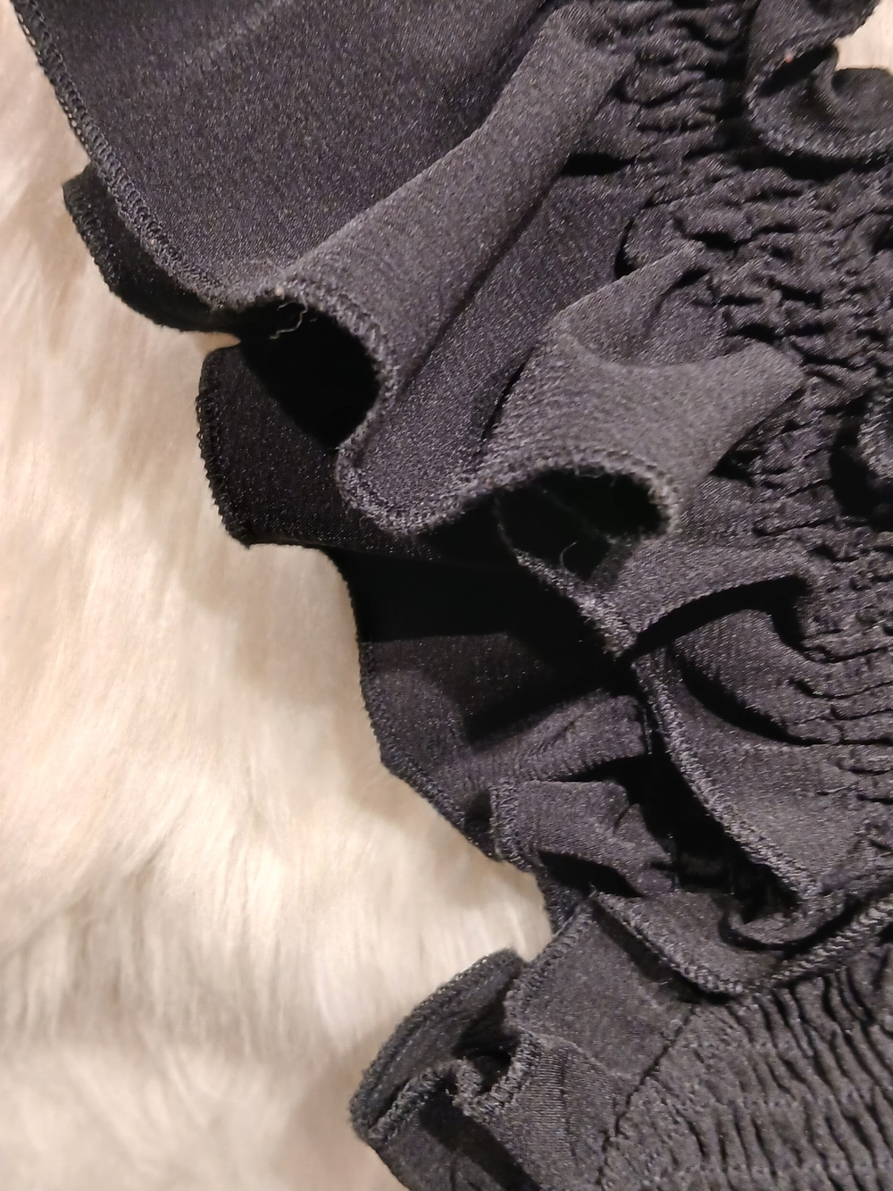Smocked Black Ruffle Peplum Crop Top - Picture 6 of 7